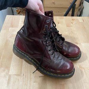 Dr martens vegan leather